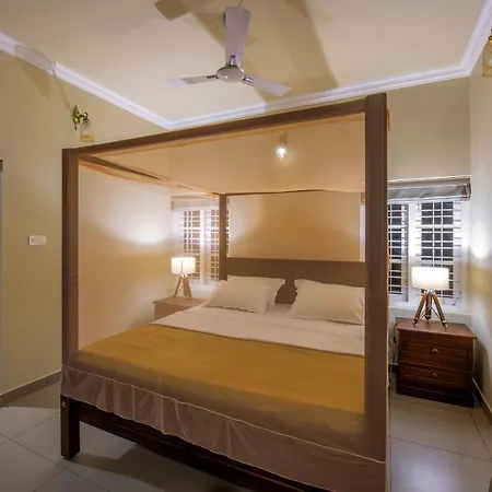 Alencherry Plantation Homestay Thekkady Exterior photo